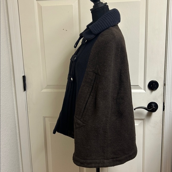 PLAN C Brown Wool and Cashmere Cape, Size 40, Medium, Made in Italy. EUC - Picture 7 of 11